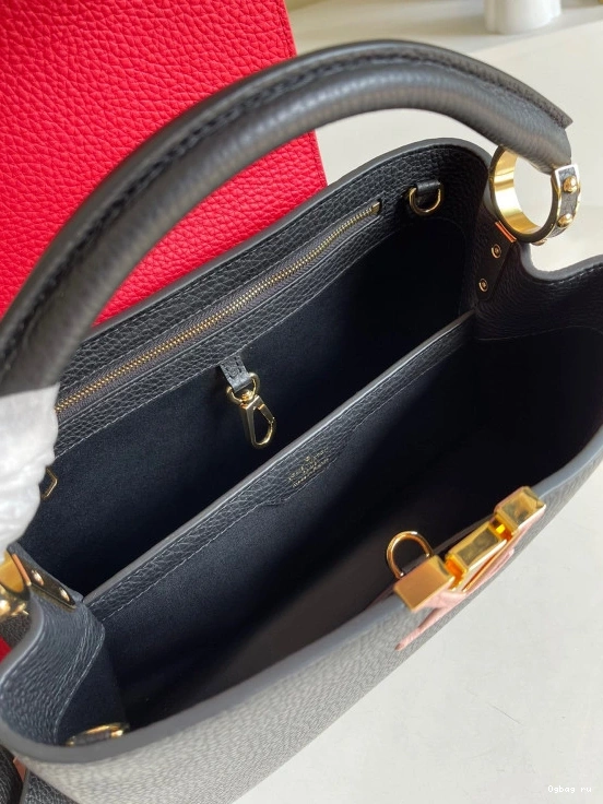CAPUCINES PM LOUIS VUITTON 0813